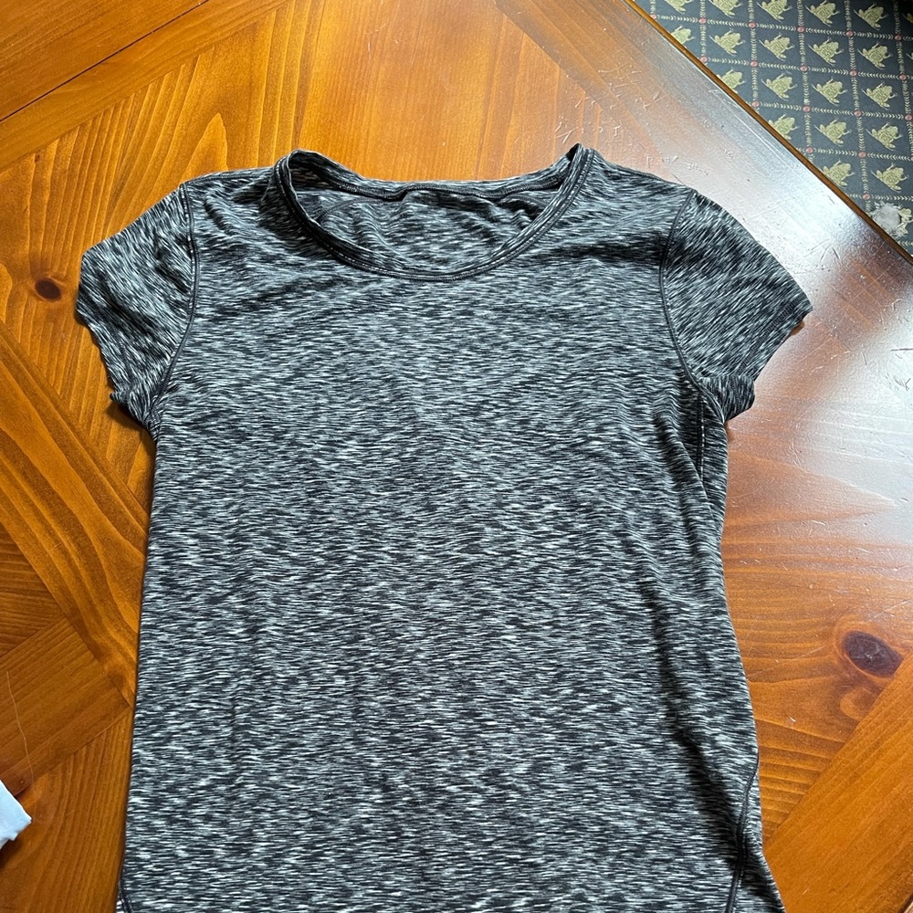 Lulu lemon grey fitted shirt
